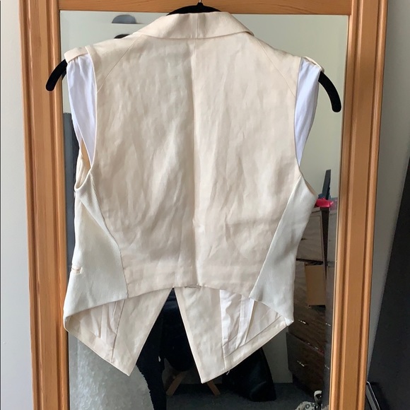 BCBG Vest - Picture 2 of 3